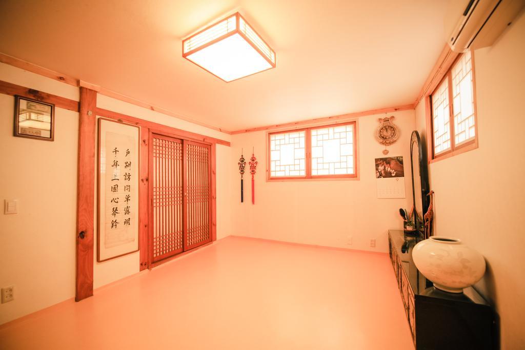 Bukchonmaru Hanok 2*